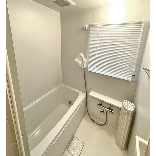 バス・シャワールーム　追い焚き付バス