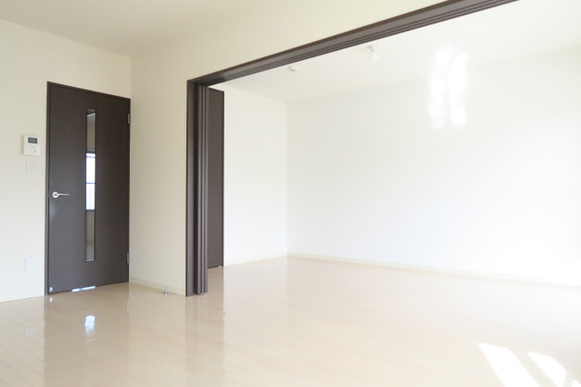 居室・リビング　８帖ダイニング