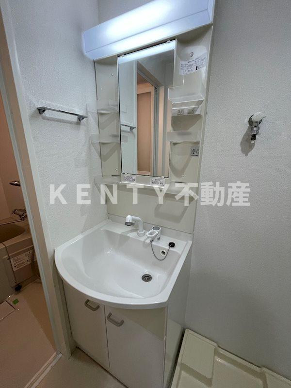 洗面設備　使いやすい洗面所です