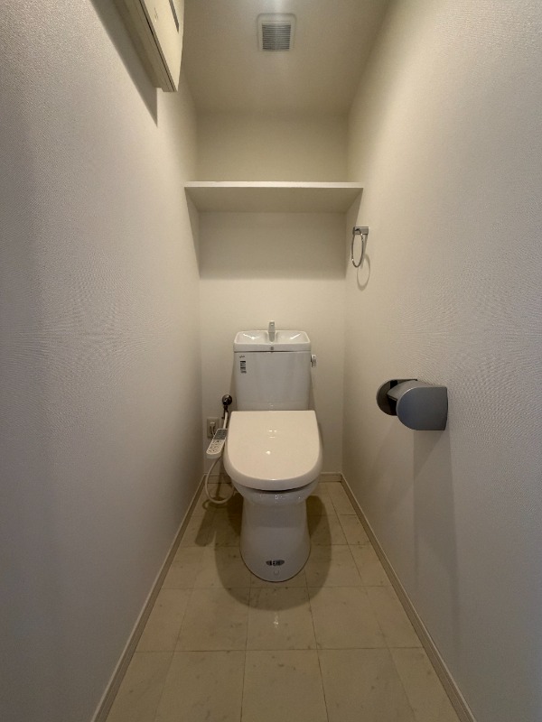 アルファスマート庭瀬駅前のトイレ写真