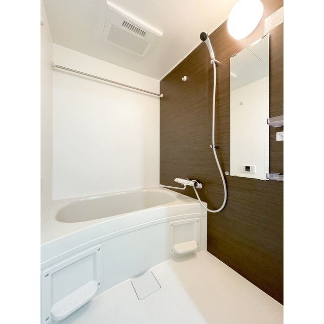 バス・シャワールーム　日々の暮らしに欠かせないお風呂です