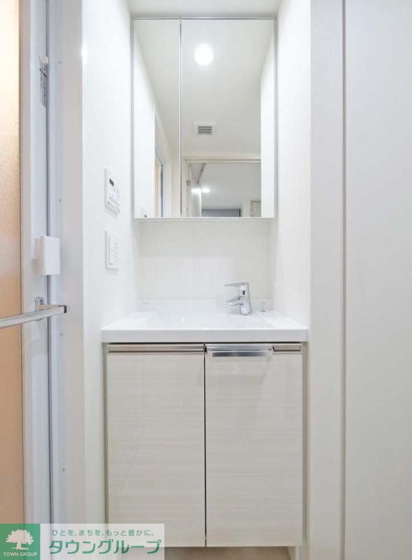 洗面設備　お部屋探しは株式会社　タウンハウジング　までお気軽にお問合…