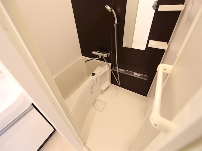 バス・シャワールーム　バスルーム　浴室暖房乾燥機付き