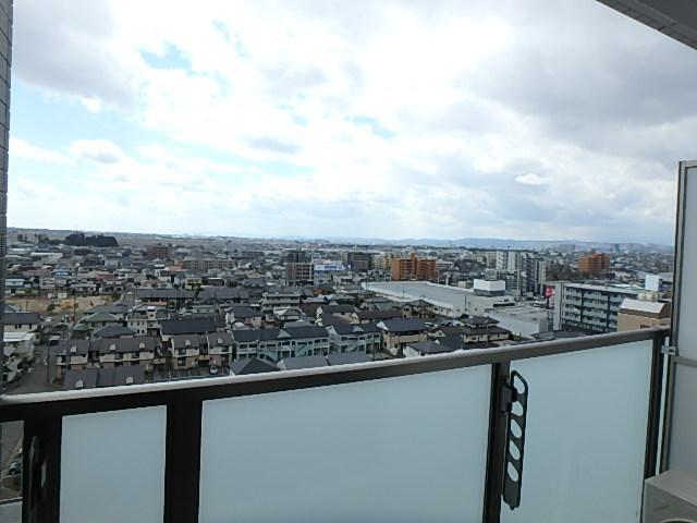 バルコニー　仙台市南部が一望できるバルコニーです