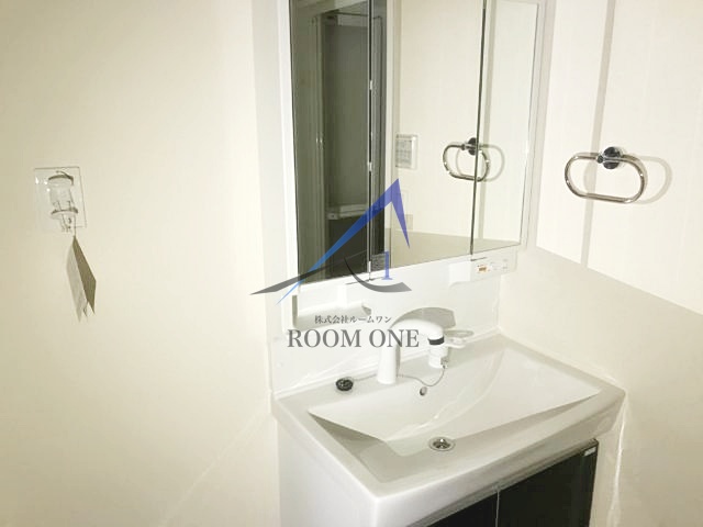 洗面設備　独立洗面台です。