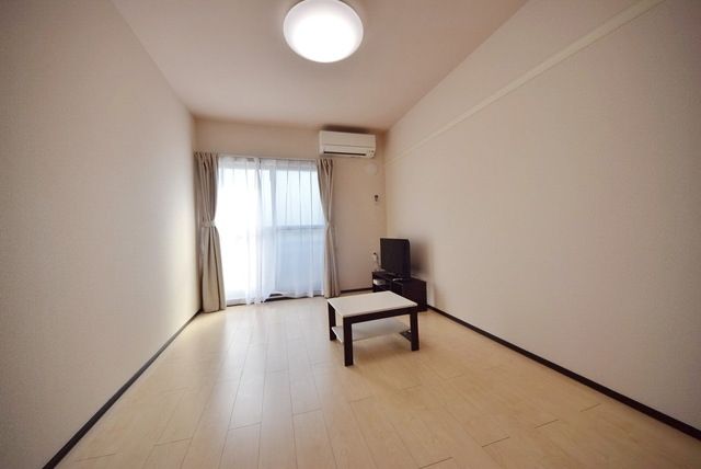 居室・リビング　日当たり良好