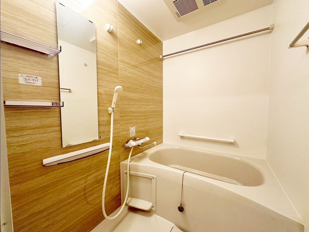 バス・シャワールーム　バス