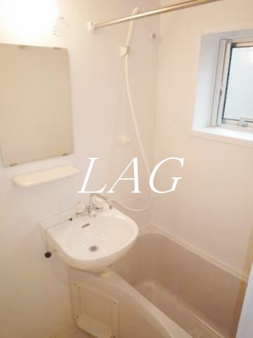 バス・シャワールーム　お風呂です。