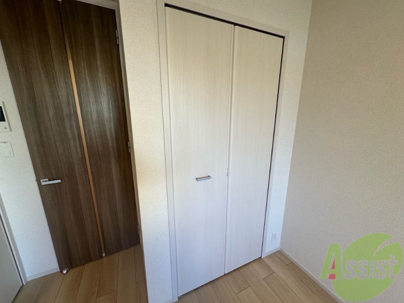 収納　収納スペースです。お洋服やお荷物はこちらへ。