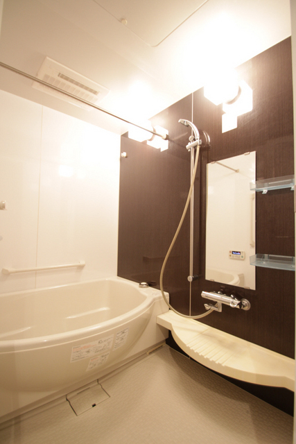 バス・シャワールーム　※別室の参考写真です。