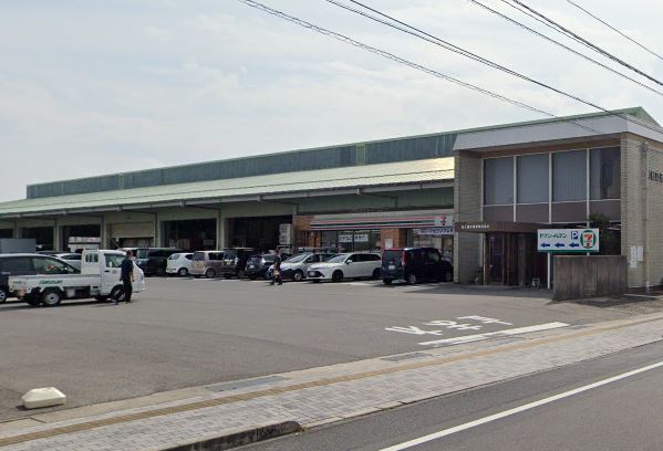 コンビニ　セブンイレブン 松江嫁島町店（コンビニ）まで413m