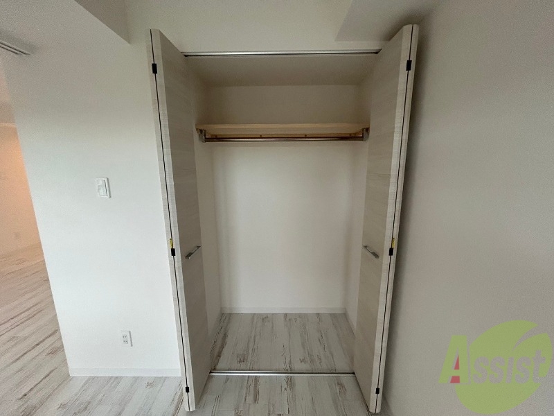 収納　寝室には収納があります。すっきり片づけましょう！