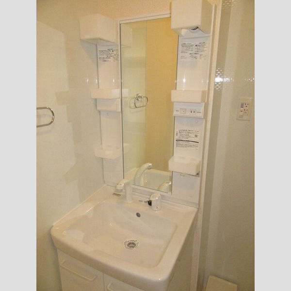 トイレ　洗髪洗面化粧台