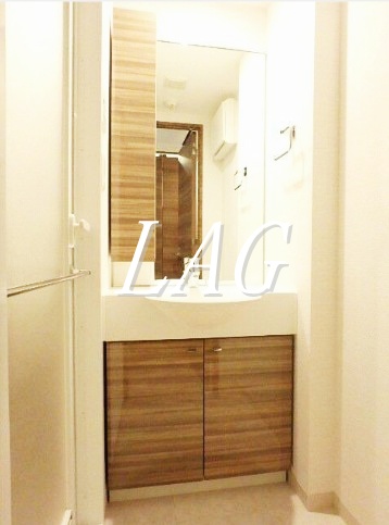 洗面設備　独立洗面台です。