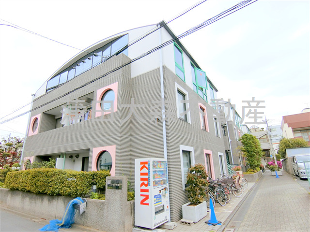 建物外観　1994年5月築　RC鉄筋コンクリート造地上3階地下1階建て