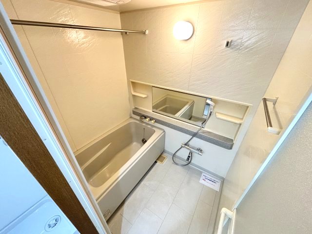 バス・シャワールーム　清潔感のあるバスルーム★