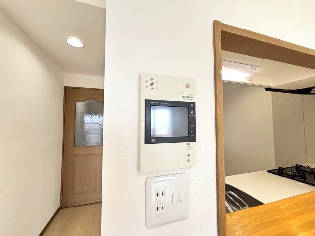 セキュリティ　安心のモニター付きインターホン★