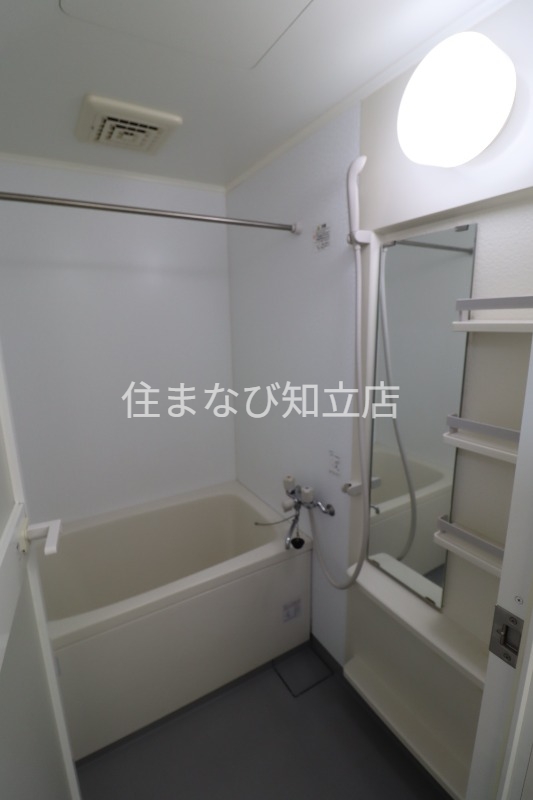 バス・シャワールーム　同型別部屋写真