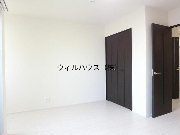 居室・リビング　広々とした洋室！