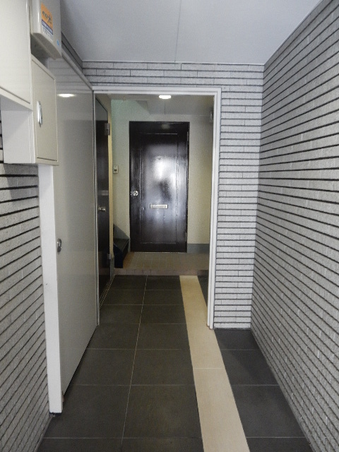 ロビー　エントランス