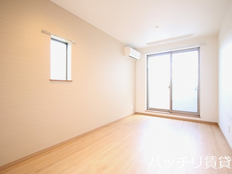 居室・リビング　画像は同シリーズ参考画像の為、現況を優先いたします。