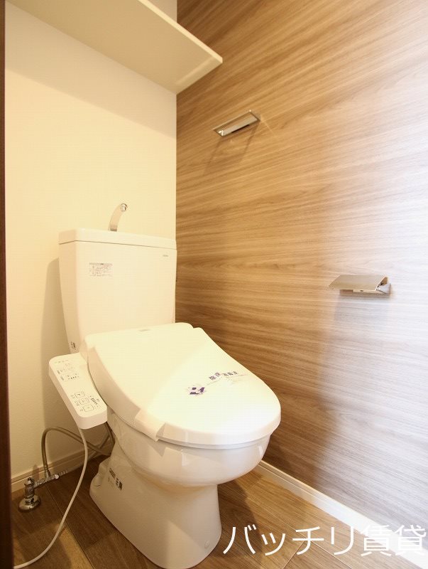 トイレ　画像は同シリーズ参考画像の為、現況を優先いたします。