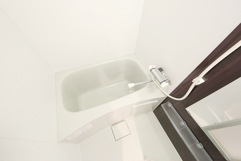 バス・シャワールーム　バスルーム　浴室乾燥機能付き