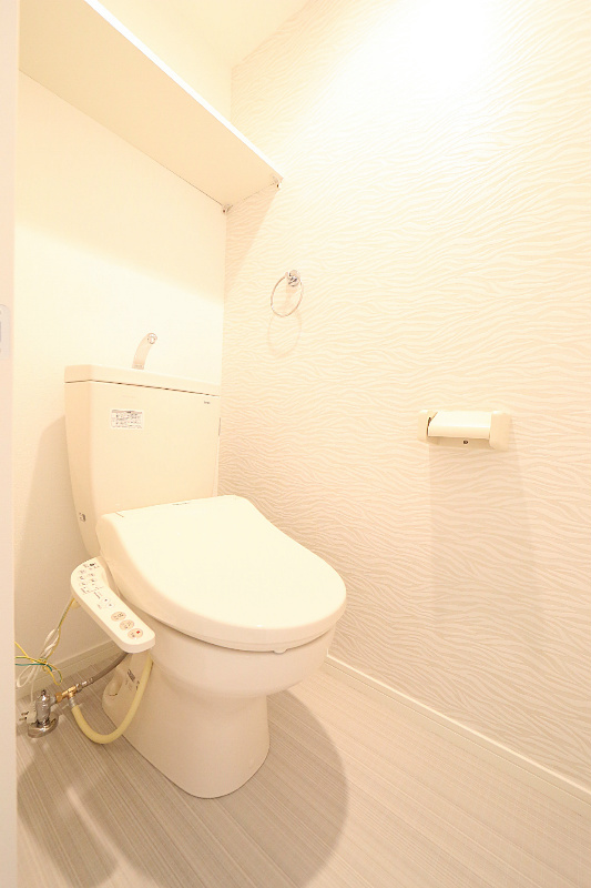 トイレ　ウォシュレット付