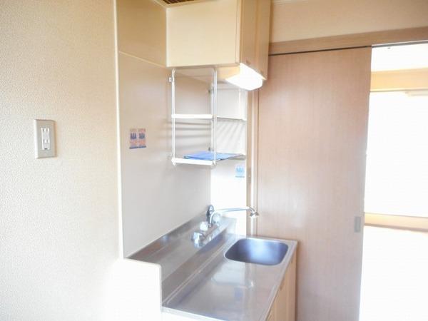 キッチン　冷蔵庫置き場！