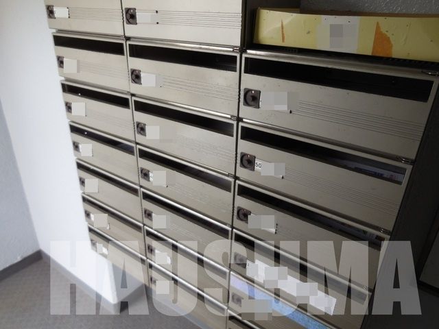 エントランス　ポスト