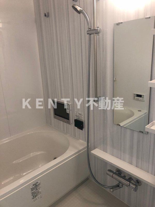 バス・シャワールーム　ゆったり過ごせるお風呂です