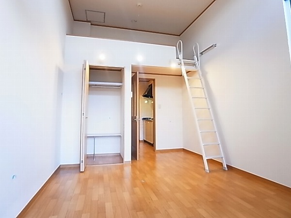 居室・リビング　同一物件参考写真