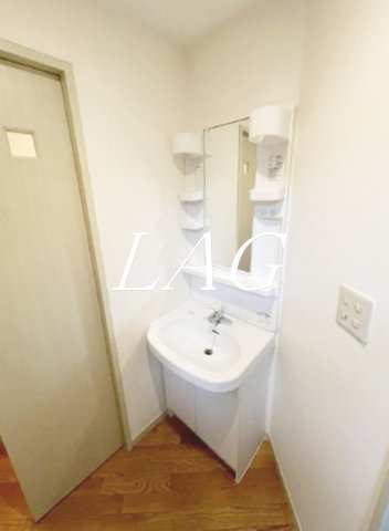 洗面設備　洗面台です。