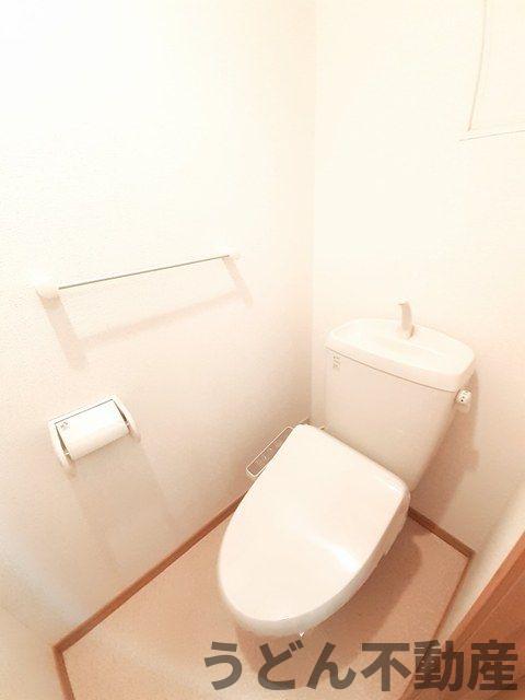 トイレ　うどん県のお部屋探しはうどん不動産へ うどんちゃんとLINE