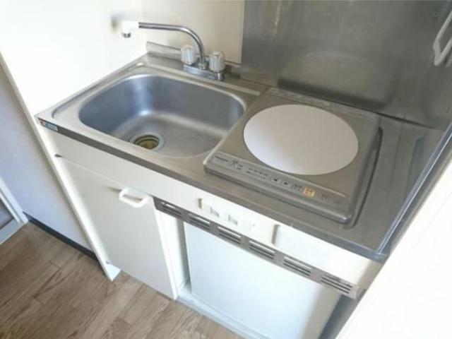 キッチン　別部屋参考写真です