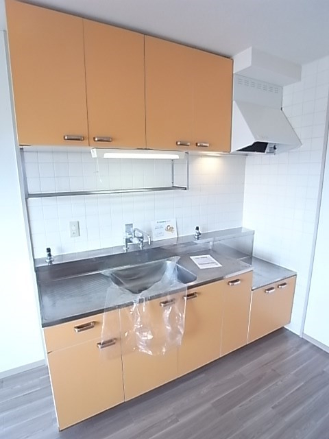 キッチン　コンパクトなキッチンで掃除もラクラク