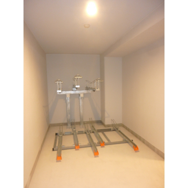 駐車場　駐輪場