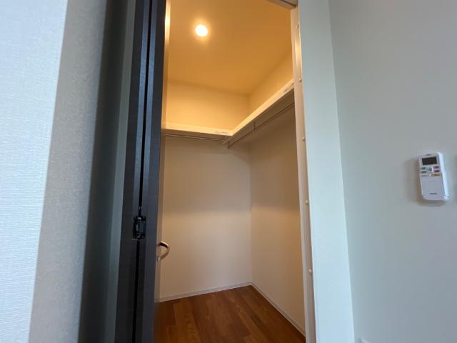 収納　ウォークインクローゼット