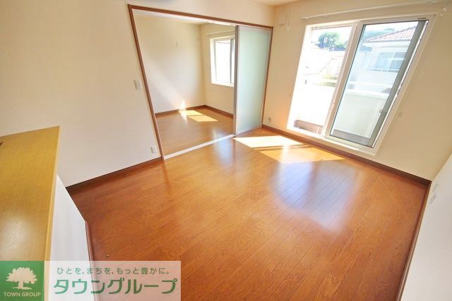 居室・リビング　同建物別部屋参考写真