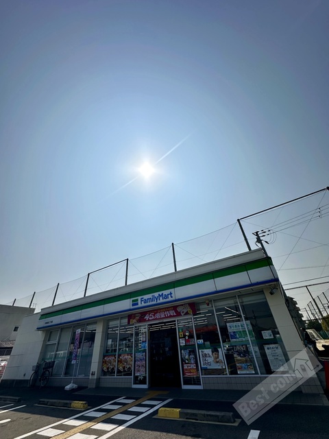 コンビニ　ファミリーマート天美我堂三丁目店（コンビニ）まで446m