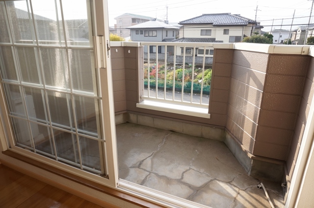 バルコニー　図面と現状に相違がある場合には現状を優先