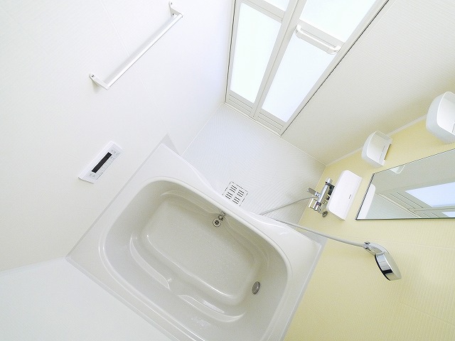 バス・シャワールーム　お風呂で日々の疲れを落としましょう