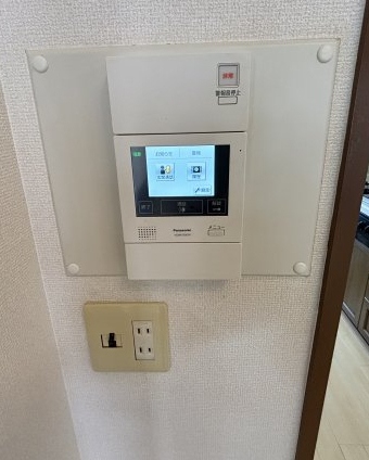 セキュリティ　来訪者の確認のできるモニタ付インターホン
