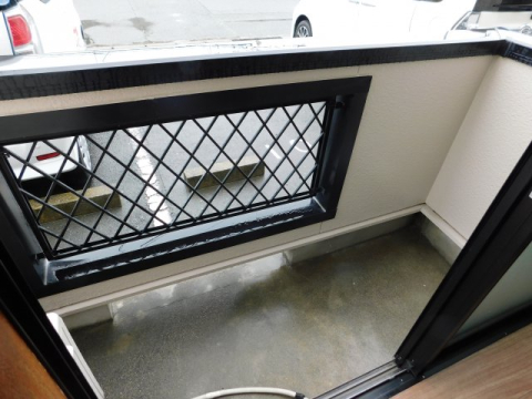 バルコニー　※写真は他号室です