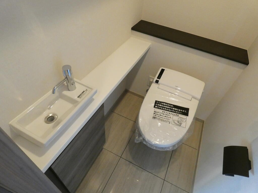 トイレ　トイレ