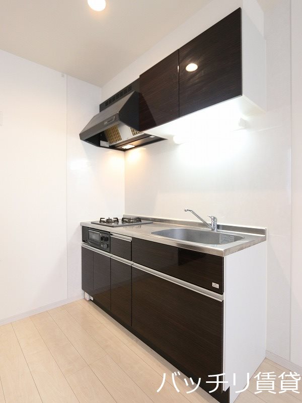 キッチン　同型タイプの為、現状を優先いたします