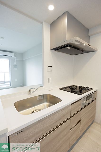 キッチン　※写真は同タイプ住戸です。