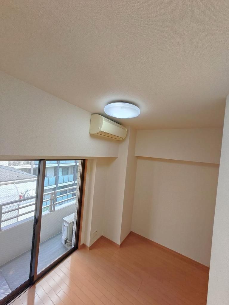 居室・リビング　※別部屋参考写真