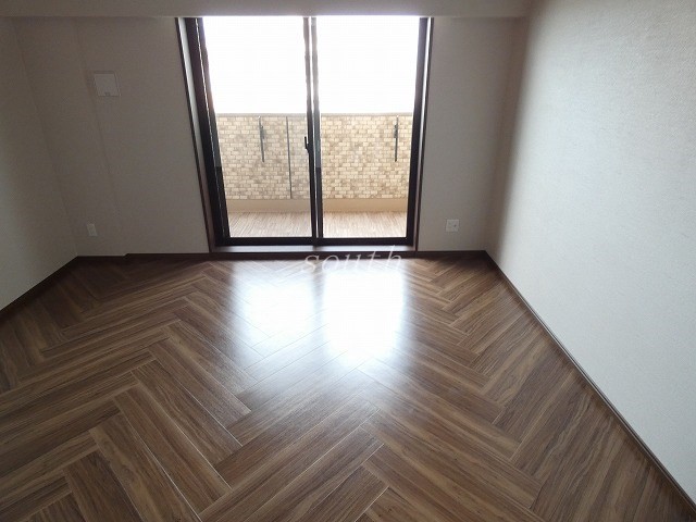 その他部屋・スペース　階数により室内カラーが異なります
