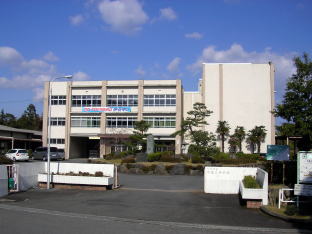 中学校　大津市立伊香立中学校（中学校）まで1167m